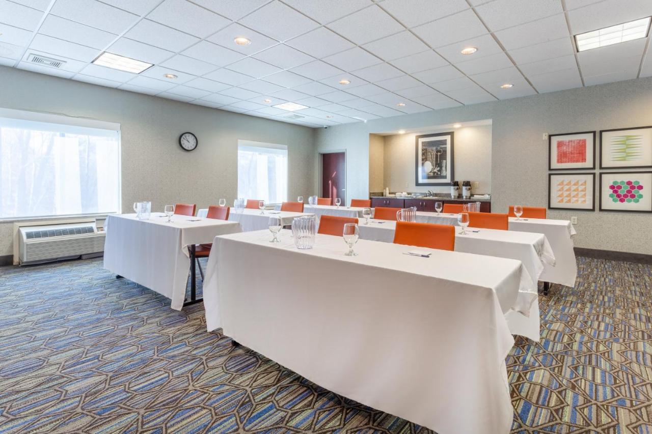 Holiday Inn Express & Suites White Haven - Poconos By Ihg Zewnętrze zdjęcie